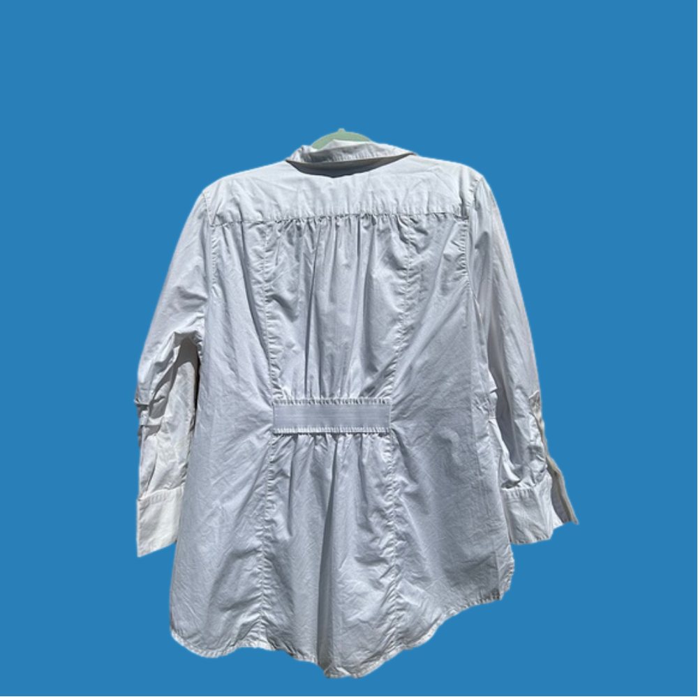 Sz L-CAbi white button up shirt with grosgrain details & elastic band in back - Picture 2 of 5